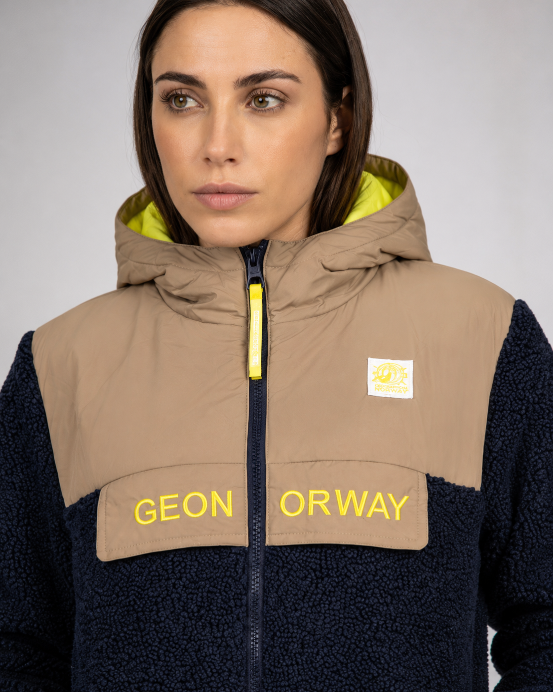 Veste femme Geonorway bleu marine et beige – Capuche doublée jaune