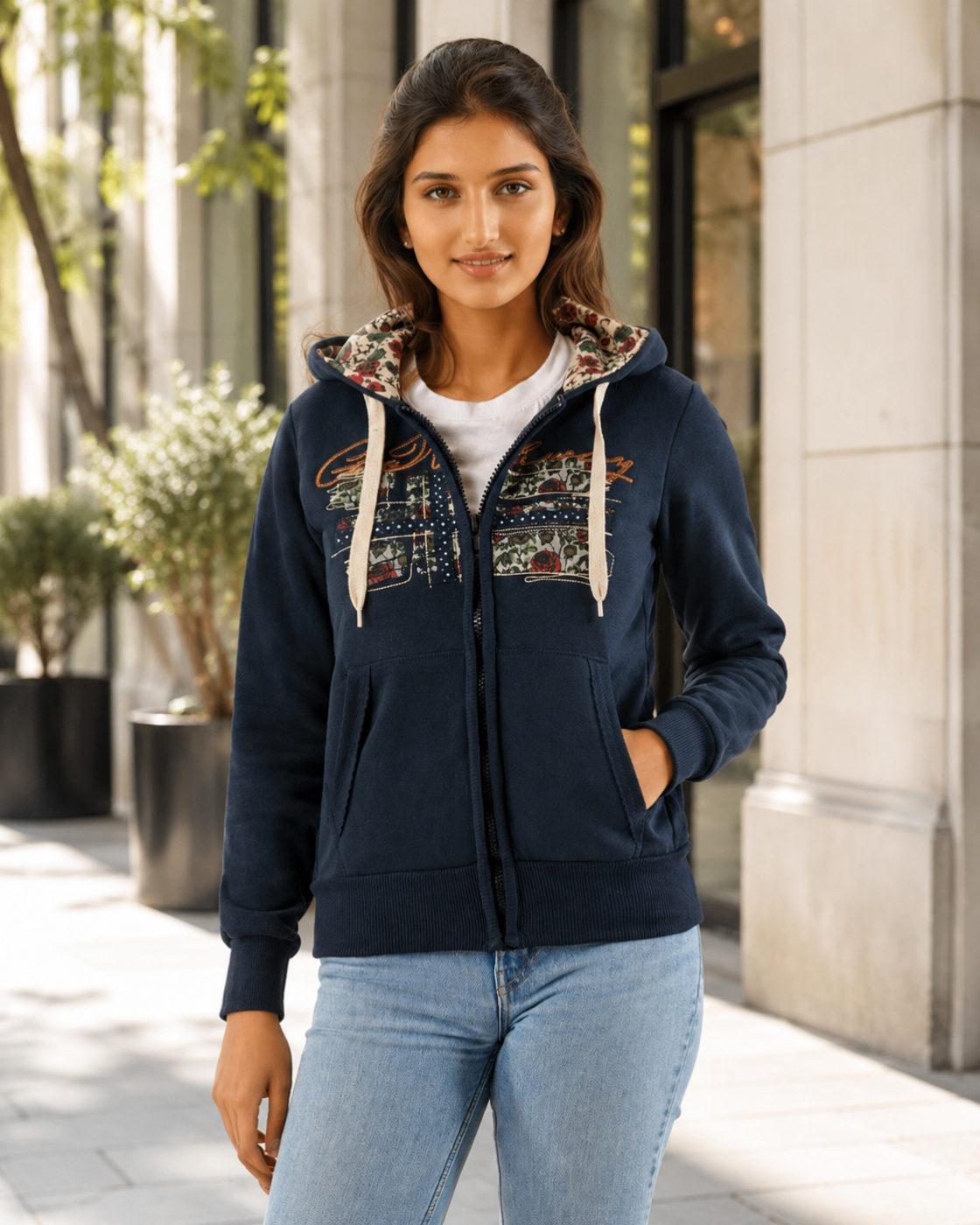 Sweat à capuche zippé femme bleu marine – Doublure fleurie