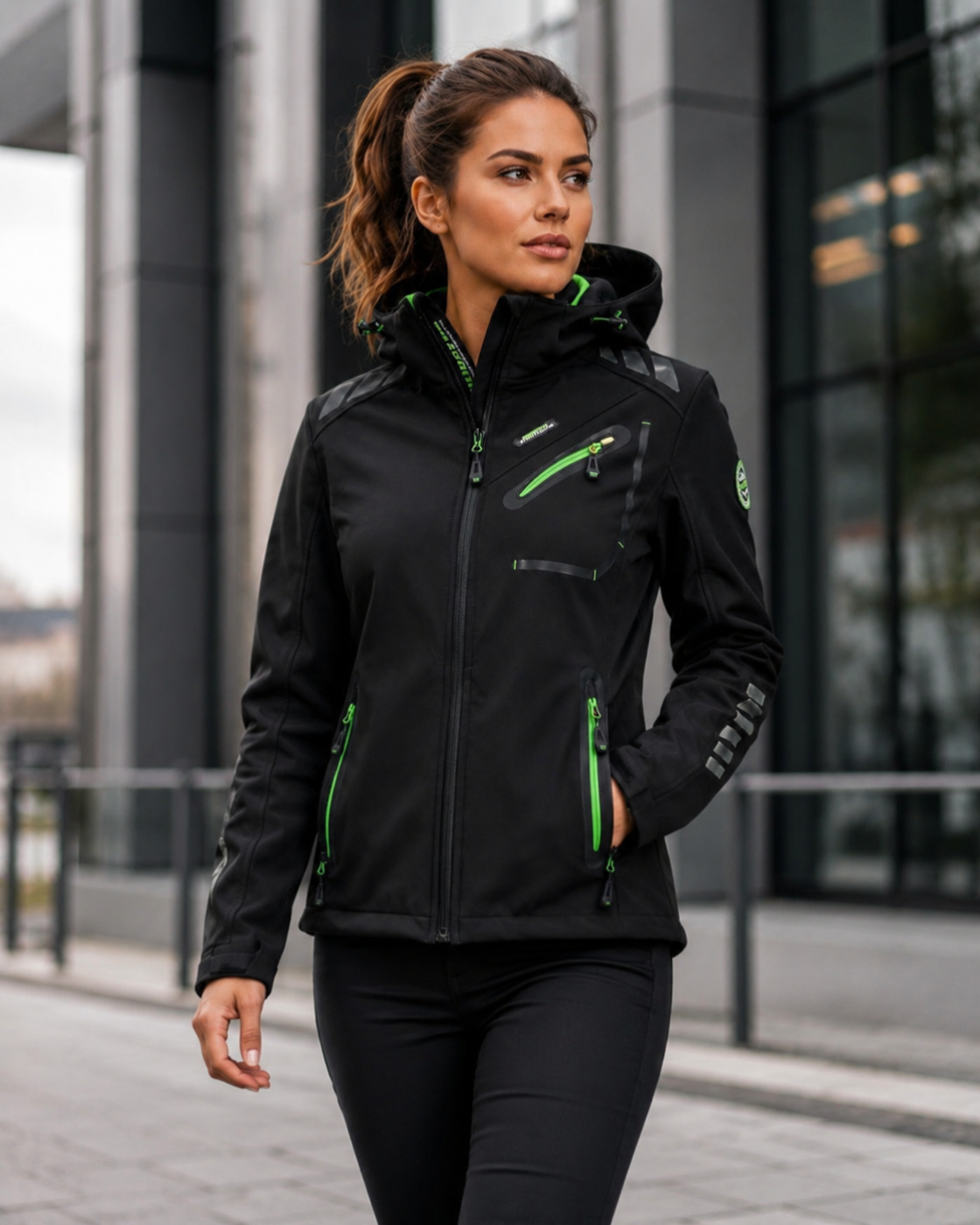 Veste softshell femme noire – Geonorway avec détails verts